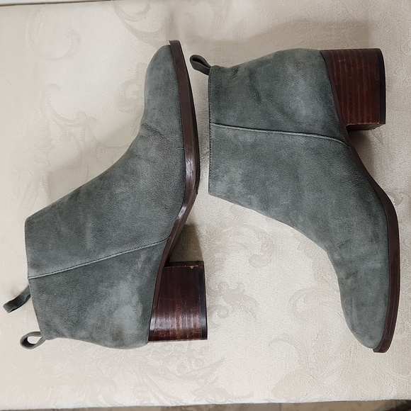 Tommy Hilfiger mushroom gray ankle bootie size 7.5 - Picture 5 of 13